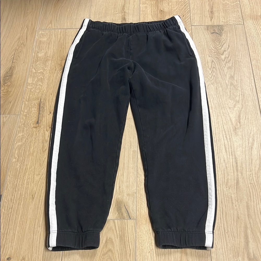 Aritzia Sunday Best Black and White Joggers with Elastic‎ Waistband